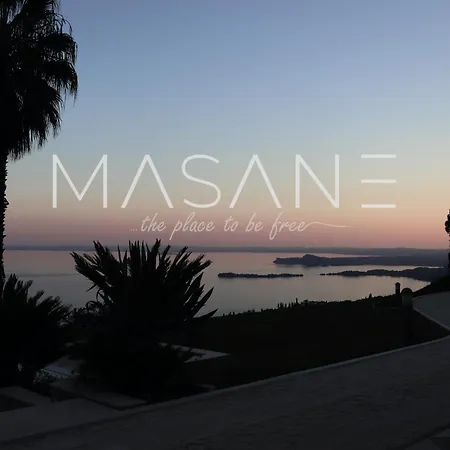 Villa Masane - Hideaway With A Private Park *