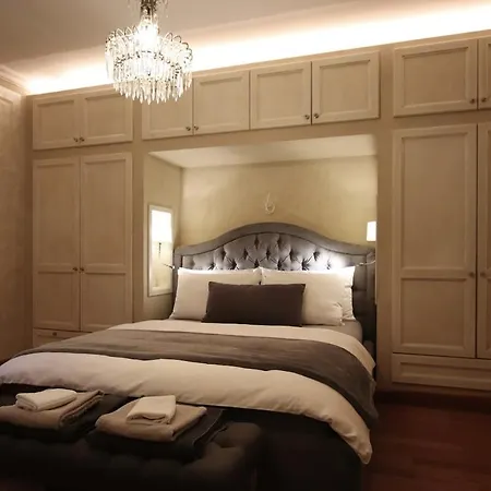Villa Masane - Hideaway With A Private Park Toscolano Maderno